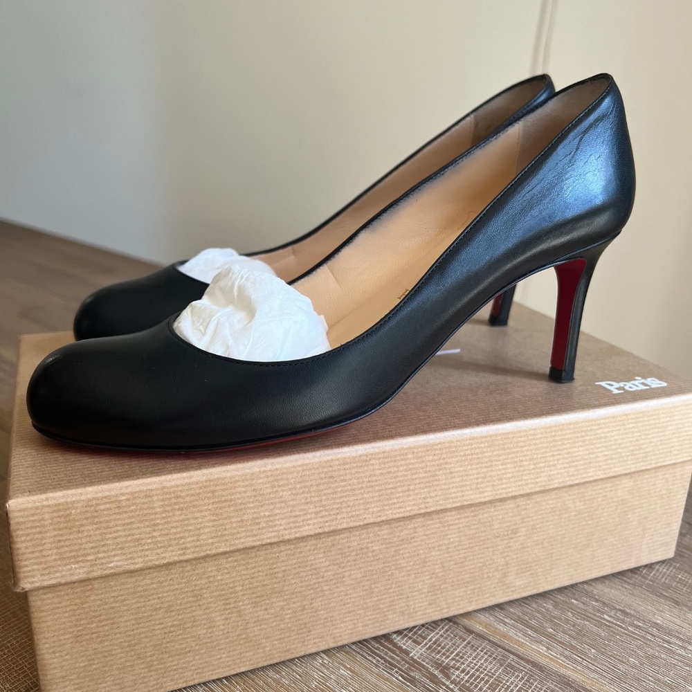 Christian Louboutin Simple Black Pump 70